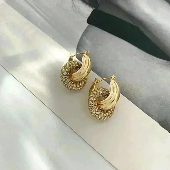 Yellow Gold Women's Gold Color Zinc Alloy Full Diamond Inlaid Hoop Earrings - Picture 3 of 5